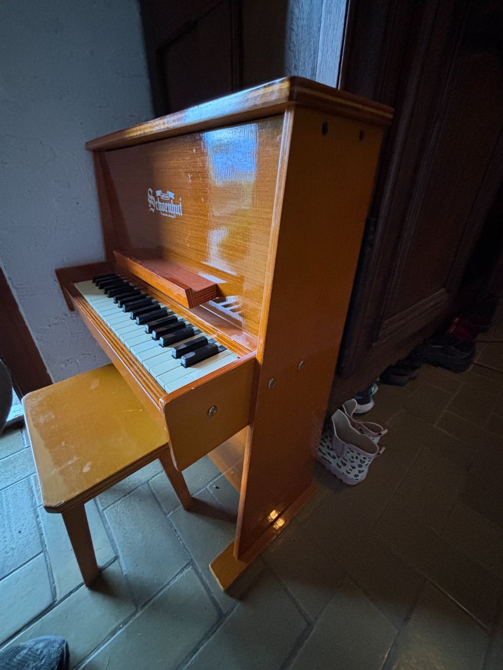 Strumenti musicali: piano pour enfant – Usato da Grandvaux venduto da Peat1 1