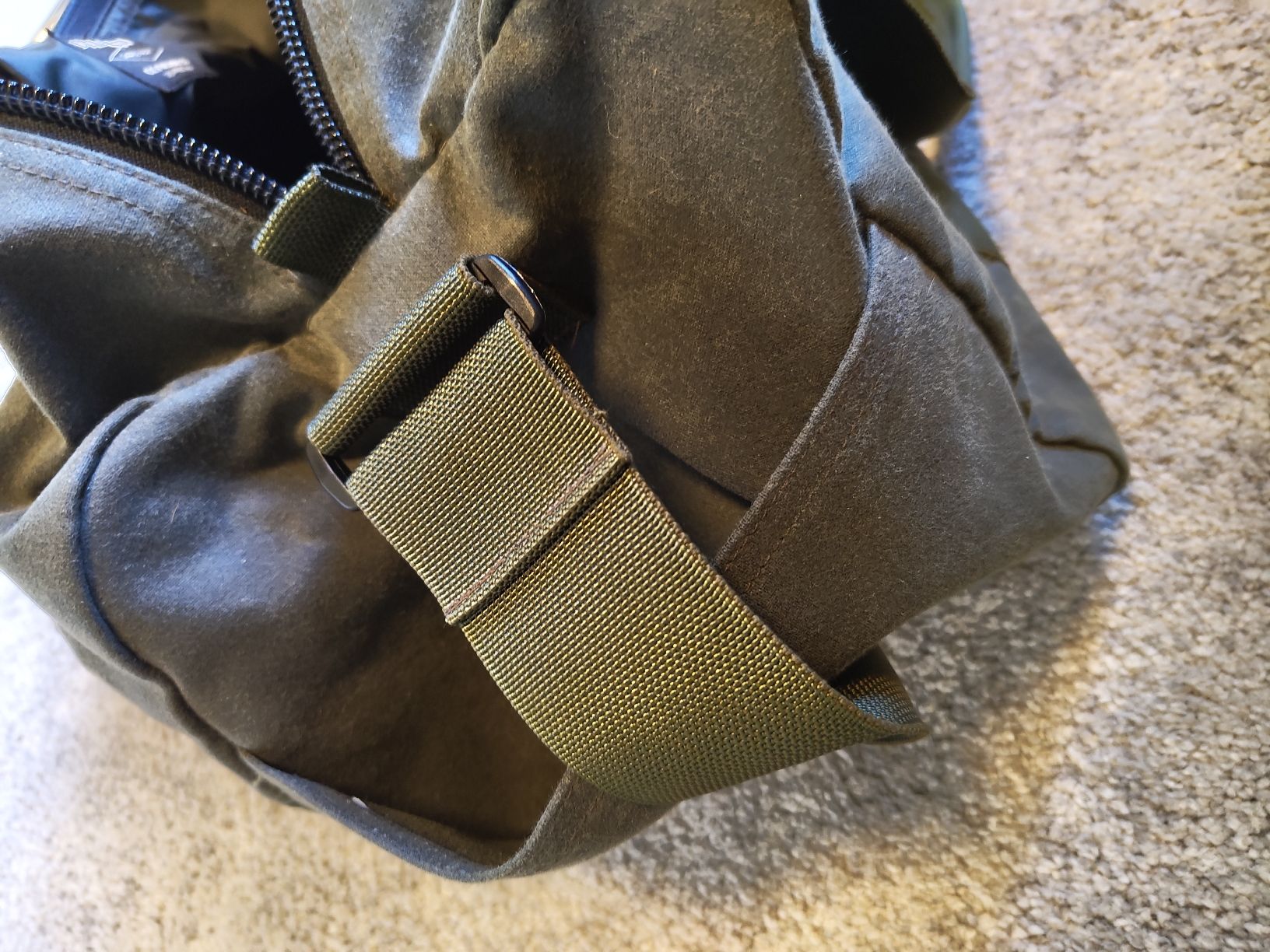Taschen: Filson Small Tin Cloth Field Duffle – Neu (gemäss Beschreibung) aus Seuzach von  3