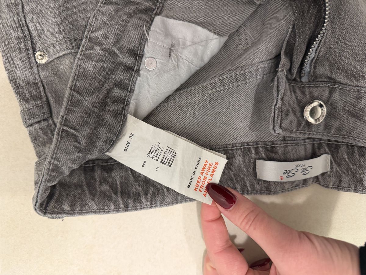 Jeans: Graue Straight Jeans Gr. 38 – Neu (gemäss Beschreibung) aus Küssnacht am Rigi von kristinascloset 1