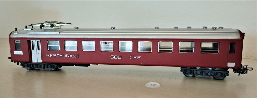 HAG HO 405 – Voiture Restaurant Suisse à Pantographe – Échelle HO – Occasion – CFF
