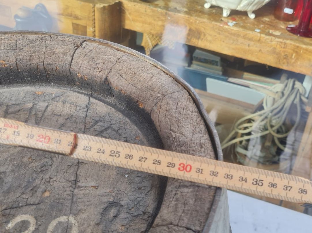 Tutte le decorazioni: Bierfass Gurten aus Eiche Gurtenbier – Usato da Hofstetten b. Brienz venduto da Nordtor 8