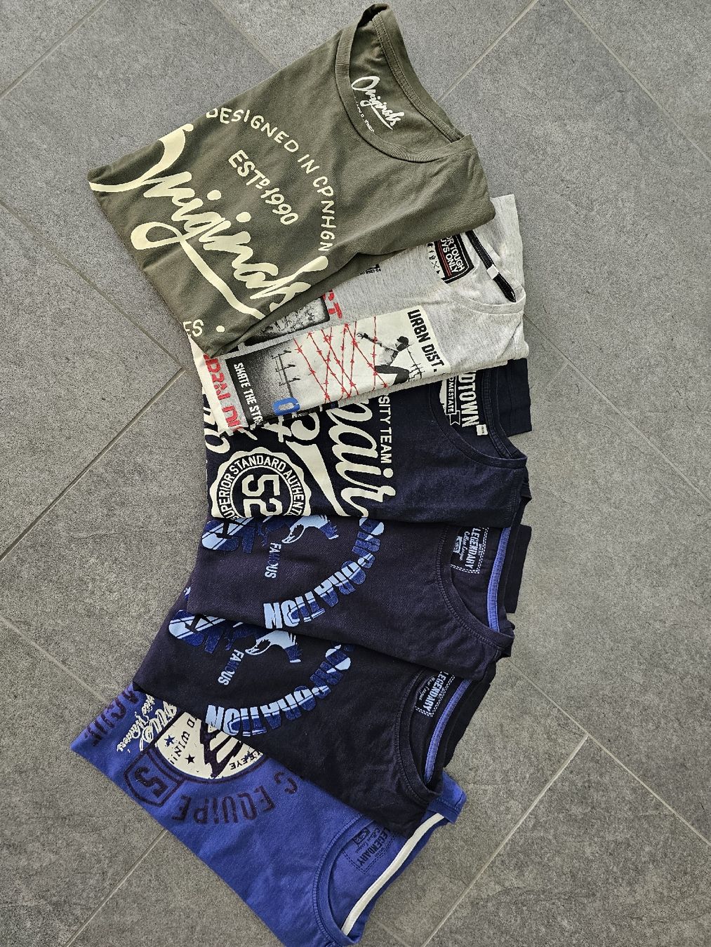 Lotti & Set di vestiti: Jungen Langarm-Shirt – Usato da Altdorf UR venduto da Saba_1688