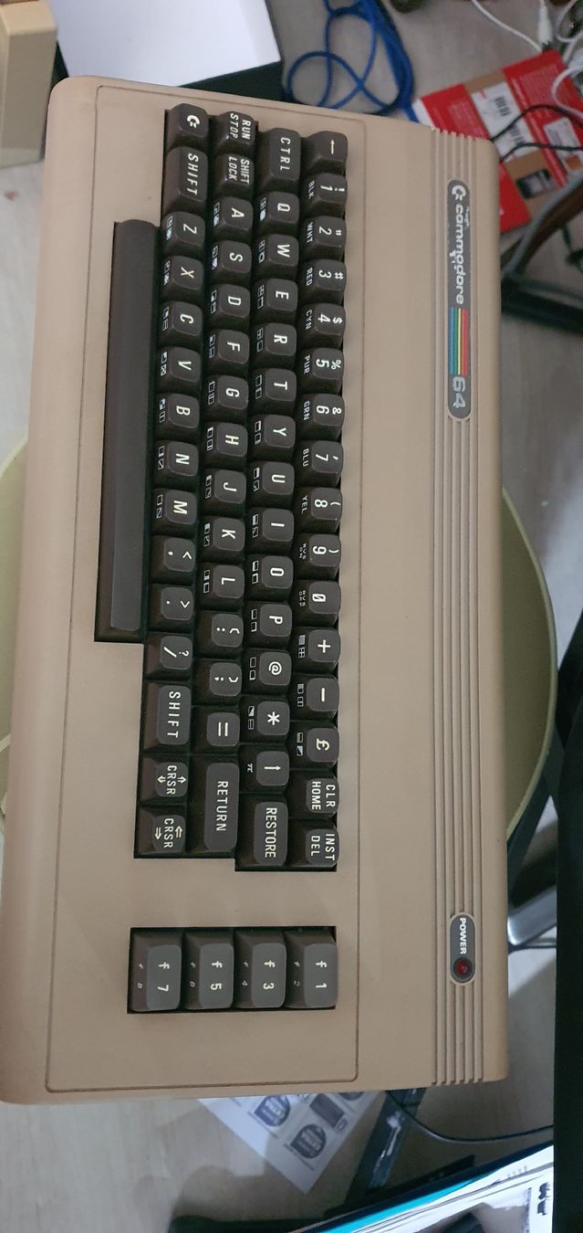 Commodore PCs: Commodore 64  guter Zustand – Gebraucht aus Muri AG von Jeromia