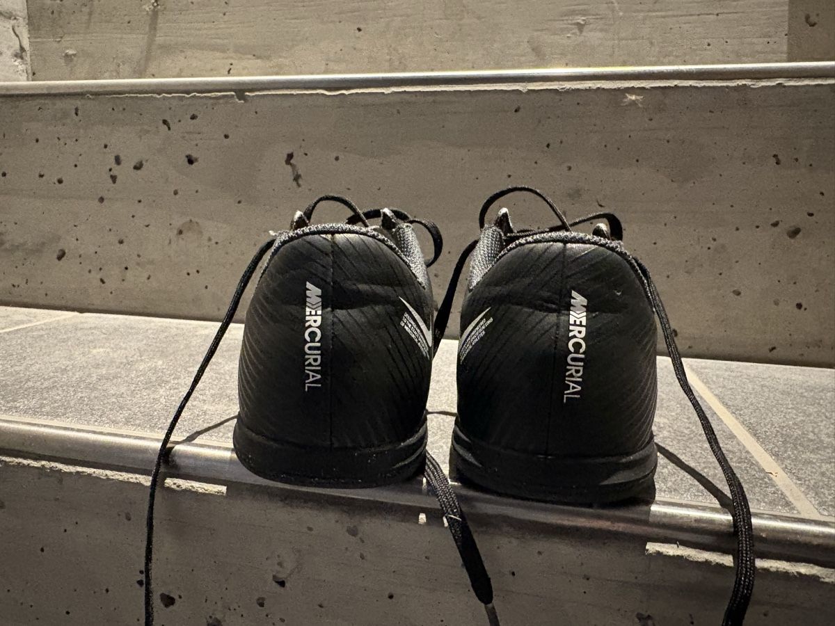 Nike Scarpe da uomo: Nike Mercurial Hallenschuhe Grösse 36 – Usato da Stettfurt venduto da catwoman7 3