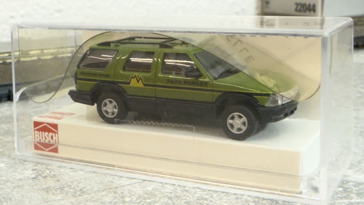 Busch Modellini d'auto: BUSCH Chevrolet Blazer 1 : 87 – Nuovo (secondo la descrizione) da Schlieren venduto da rat_lq6b 1