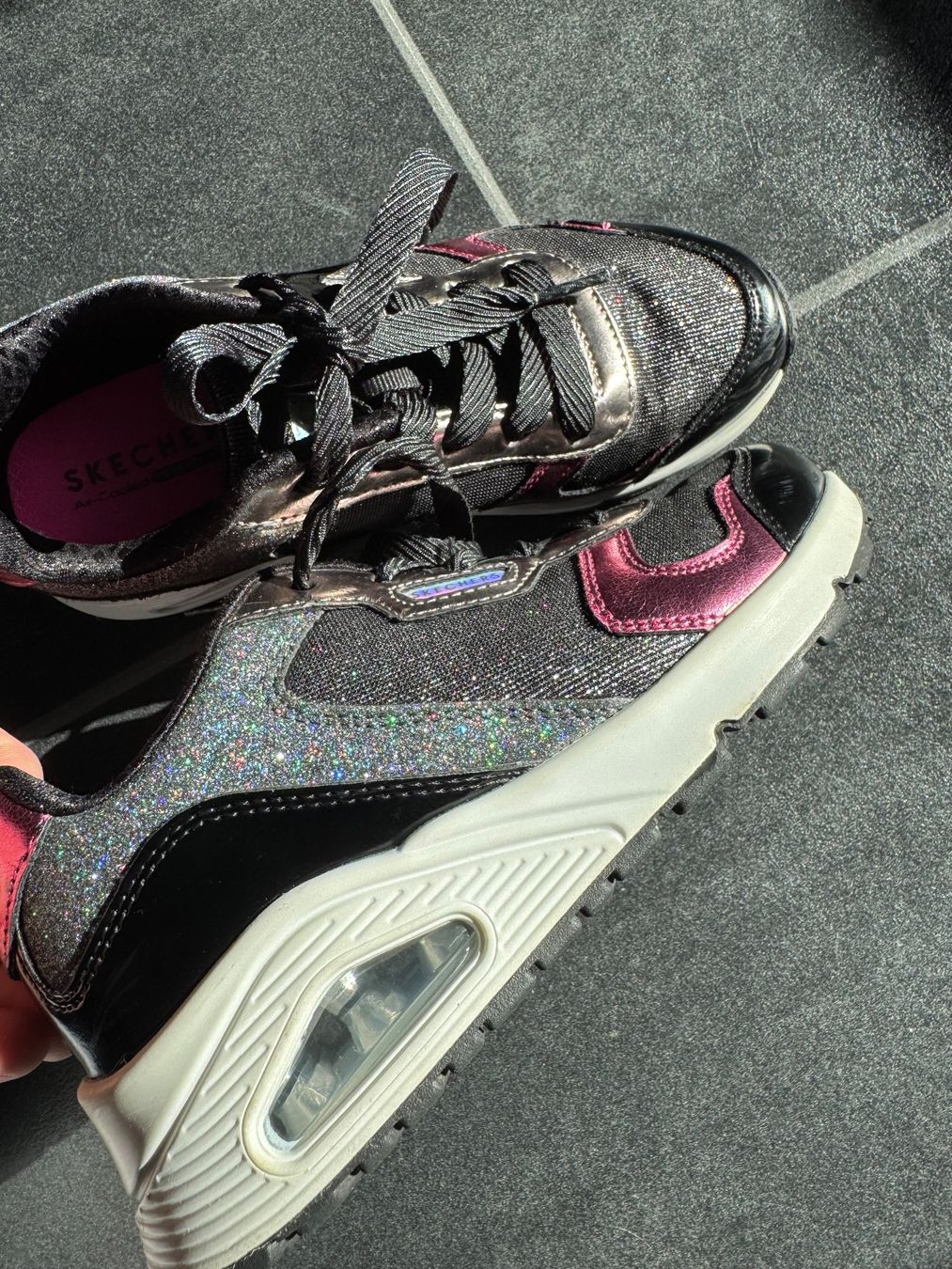 Skechers Schuhe für Mädchen: Skechers  (Gr. 33,5) – Gebraucht aus Moosseedorf von SDmedia 4