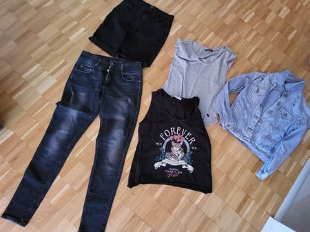 Outfit komplett gut kombinierbar. Gr 38/40/M
