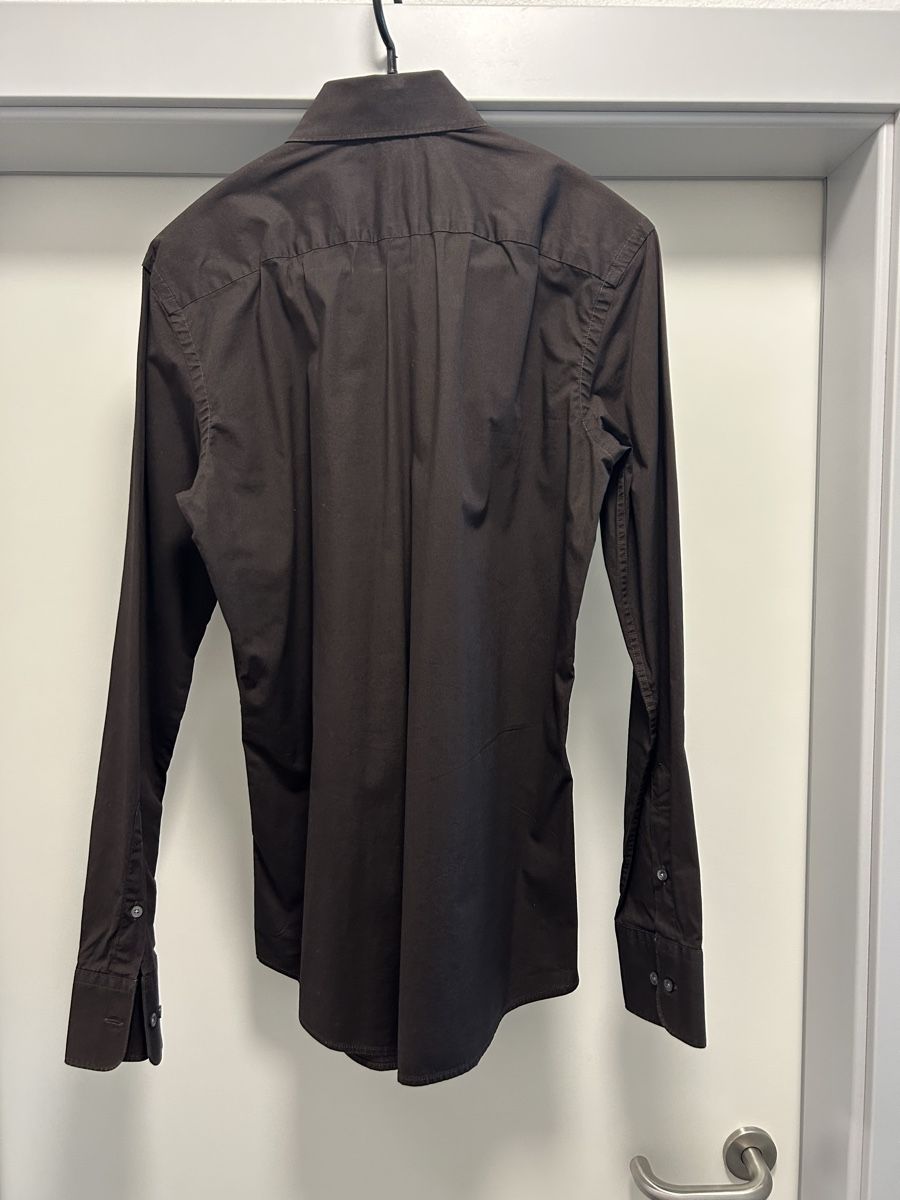 Lacoste Camicie: Chemise Lacoste brune – Usato da Villars-le-Terroir venduto da pla_8d6b 3