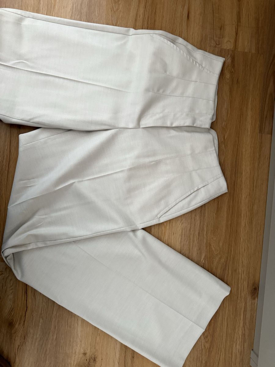 Zara Completi & Tailleur: Blazerset mit Hose von Zara – Nuovo (secondo la descrizione) da Wallisellen venduto da lar_yl8d 1