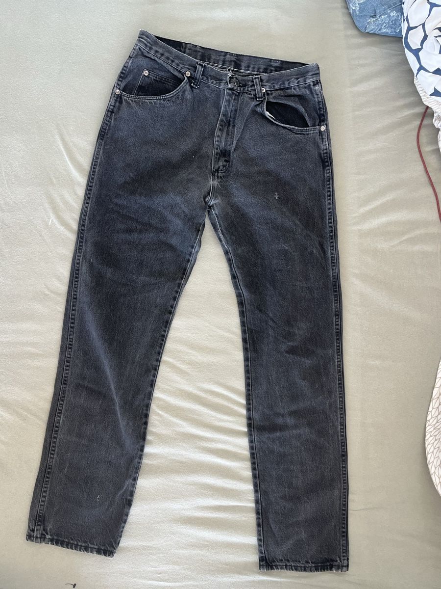 Wrangler Jeans: Jeans Wrangler anthracite – Gebraucht aus Renens VD von Leauize 2