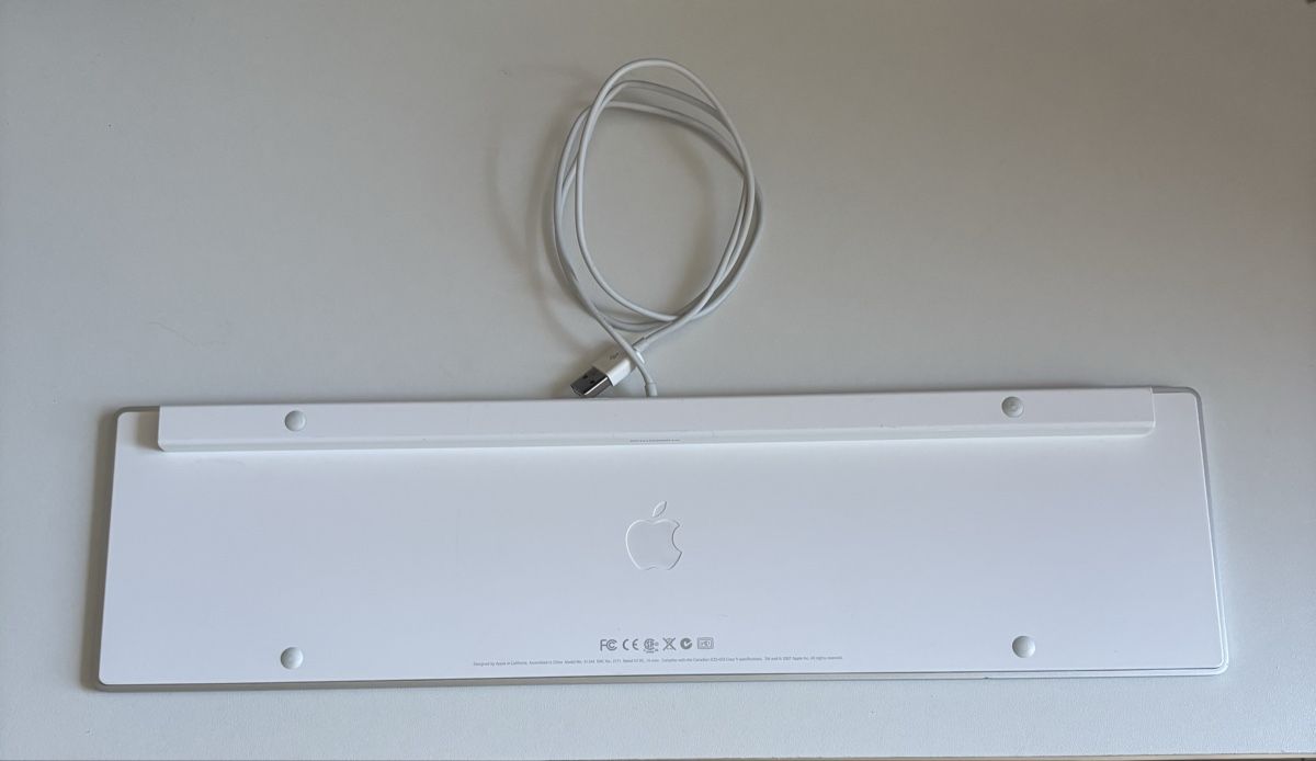 Apple Claviers: Apple Keybord with USB Cable – D'occasion à Crissier par NK_VD 1