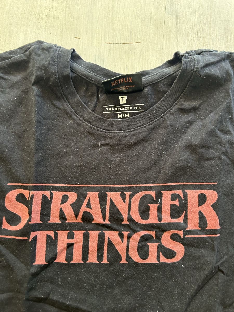 T-Shirts: Stranger Things T-Shirt Schwarz M – Gebraucht aus Riedholz von karinadam 1
