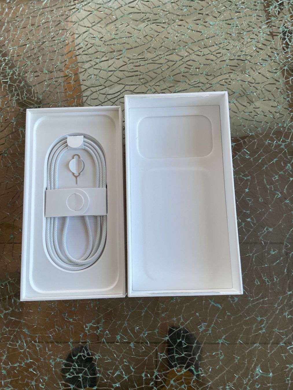 Apple Handys / Smartphones: iPhone 17 Pro Max,mit 512GB in Orange – Neu (gemäss Beschreibung) aus Oberembrach von BulldoggBen9 6