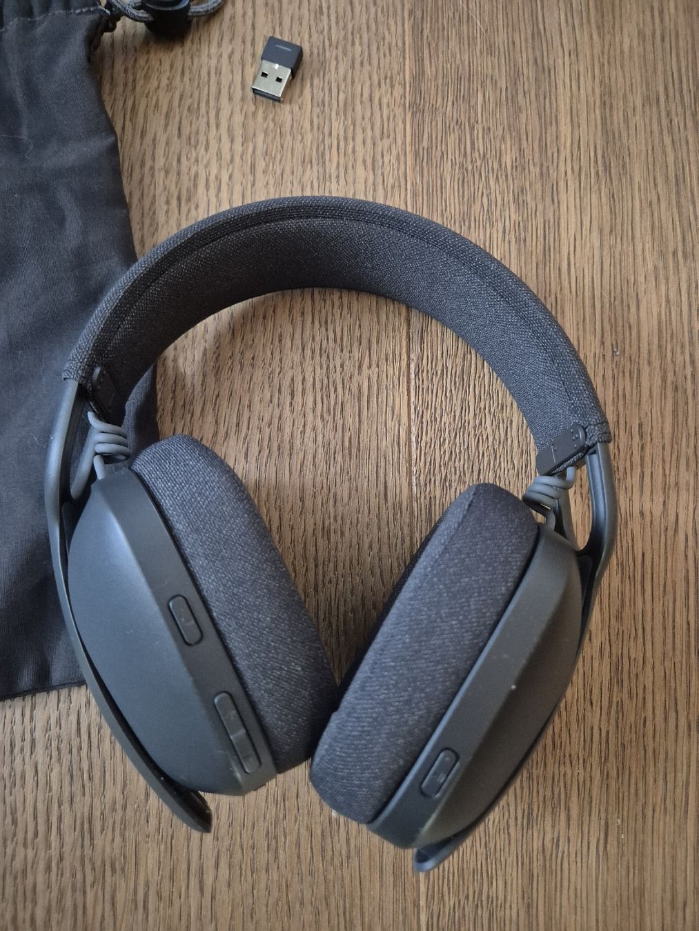 Logitech Cuffie: logitech wireless headphones zone vibe 100 – Usato da Ostermundigen venduto da louhdez 2