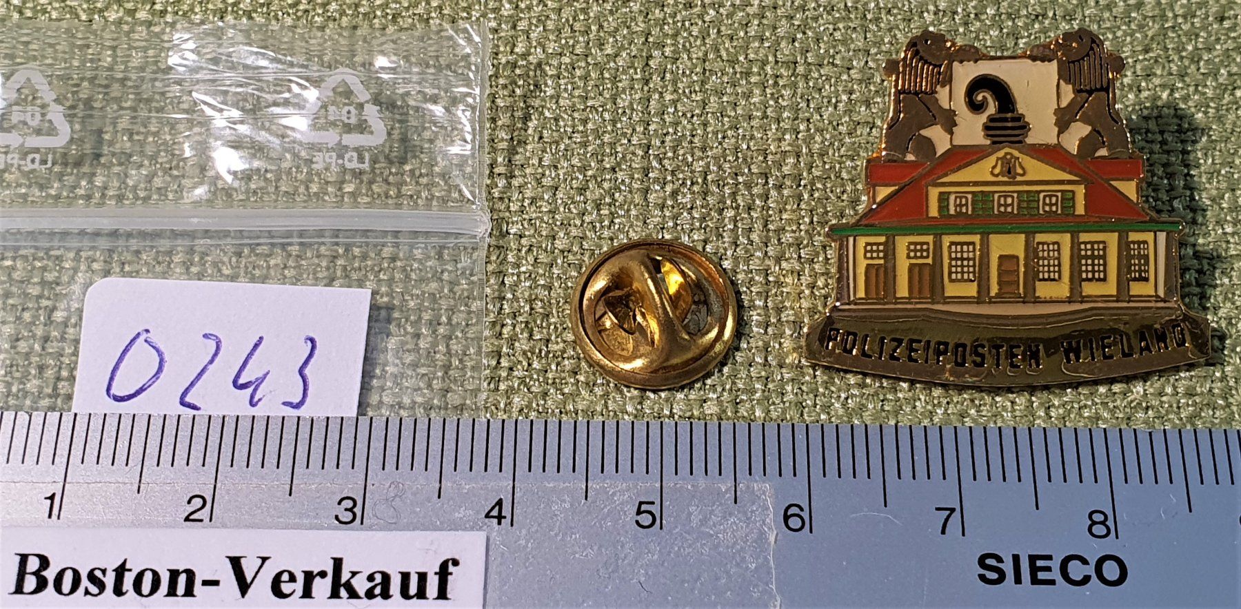 Placchette & Badge: O243 - Pin Polizeiposten Wieland Basel – Usato da Reinach BL venduto da Boston-Verkauf 1