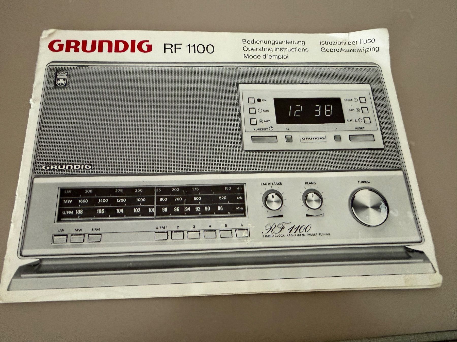 Grundig Radio: Radio Grundig RF 1100 – Usato da Schlieren venduto da rom_7z6m 1
