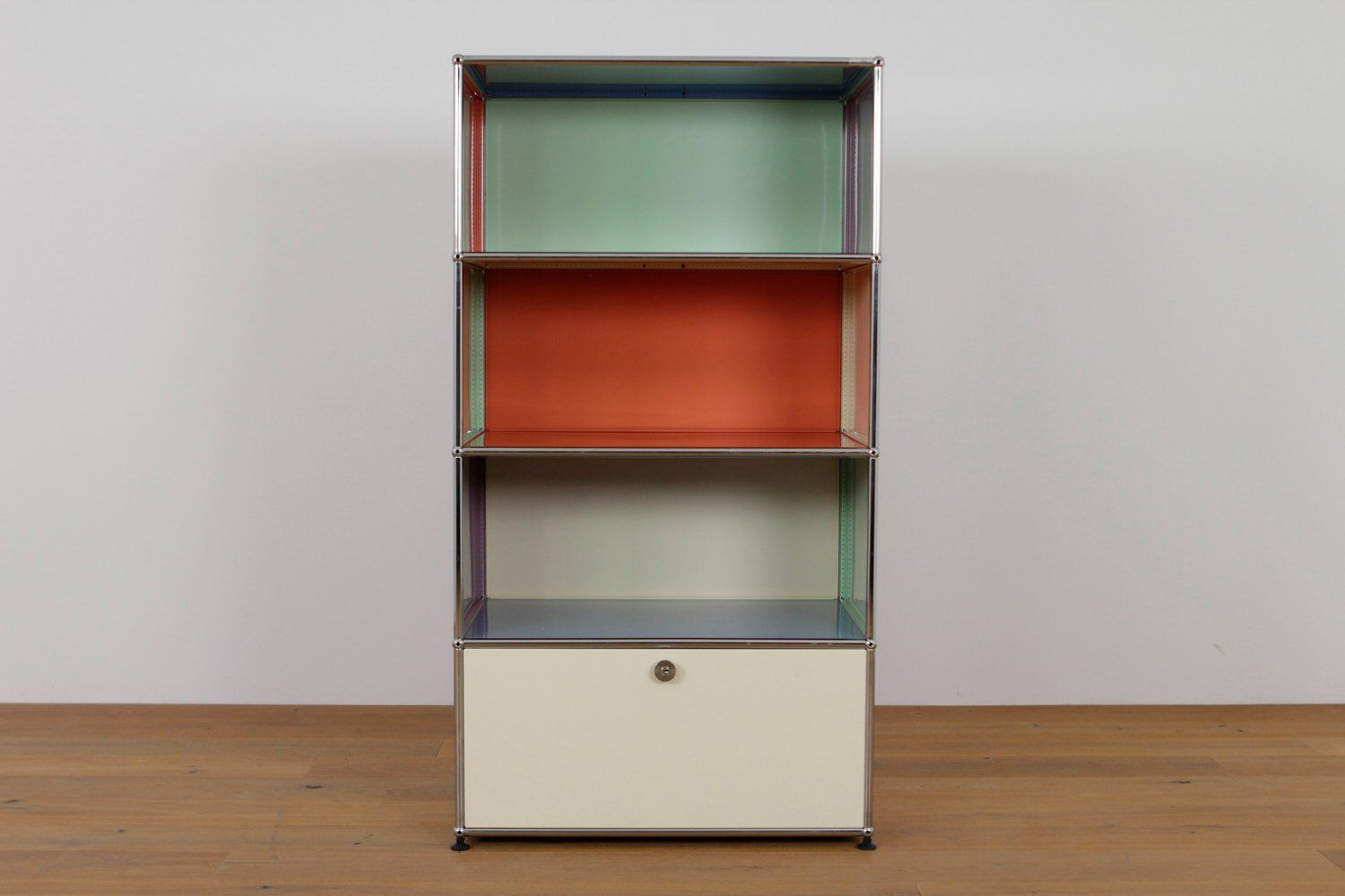 USM Regale: USM Haller Regal // UPCYCLED! // NEUE FARBEN – Neu (gemäss Beschreibung) aus Affoltern am Albis von StudioStandard