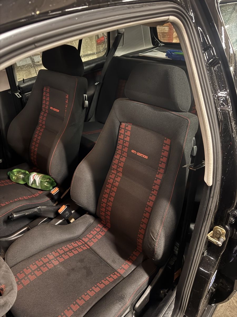VW Automobili: Vw Golf 3 Gti  – Usato da St. Gallen venduto da Temiibenz 2