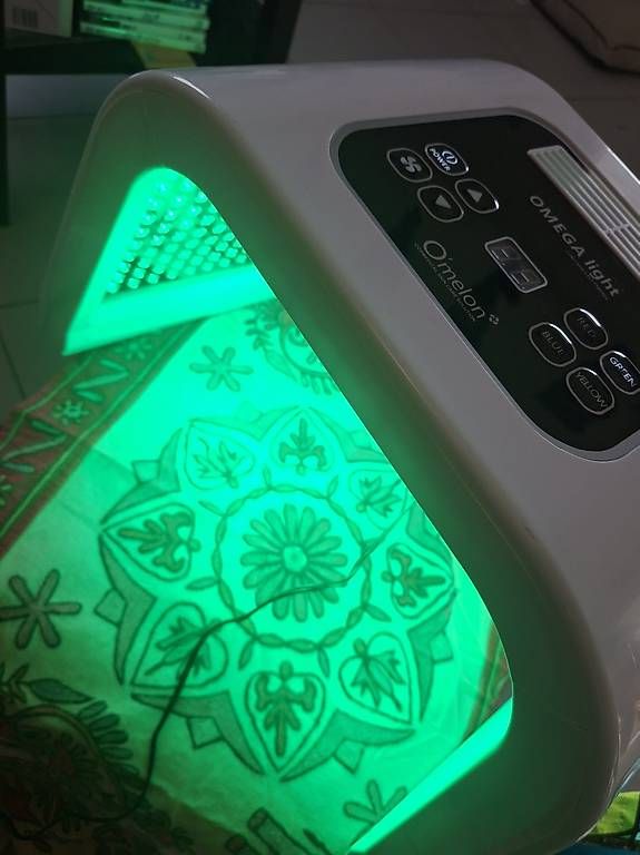 Cura del viso: Oméga luminotherapie visage – Usato da St-Cergue venduto da ste_bjn2 2