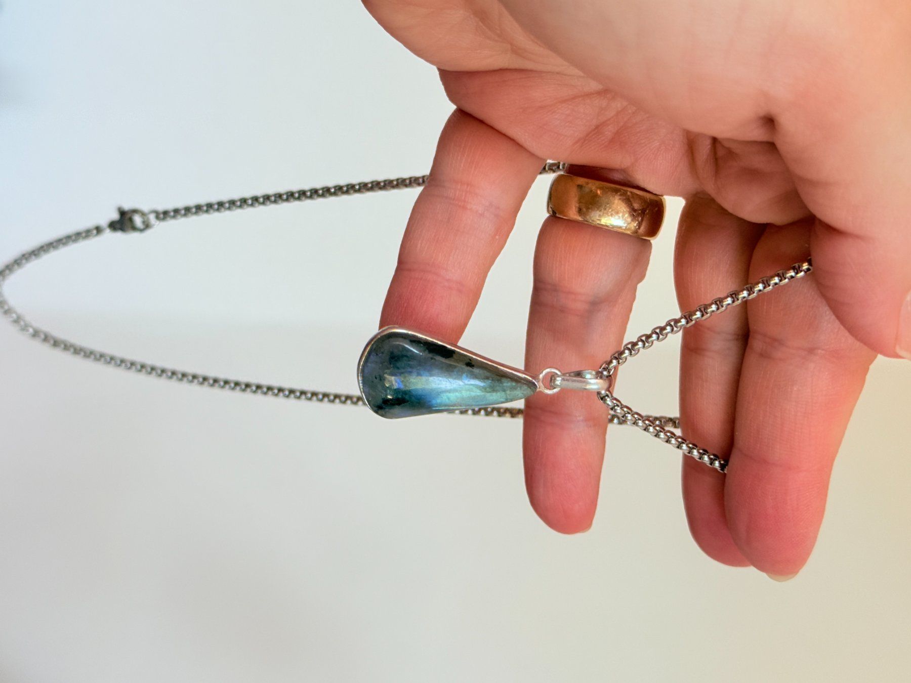 Ketten: Collier labradorite, élégant et tendance ✨ – Neu und originalverpackt aus Genève von AWWA 1