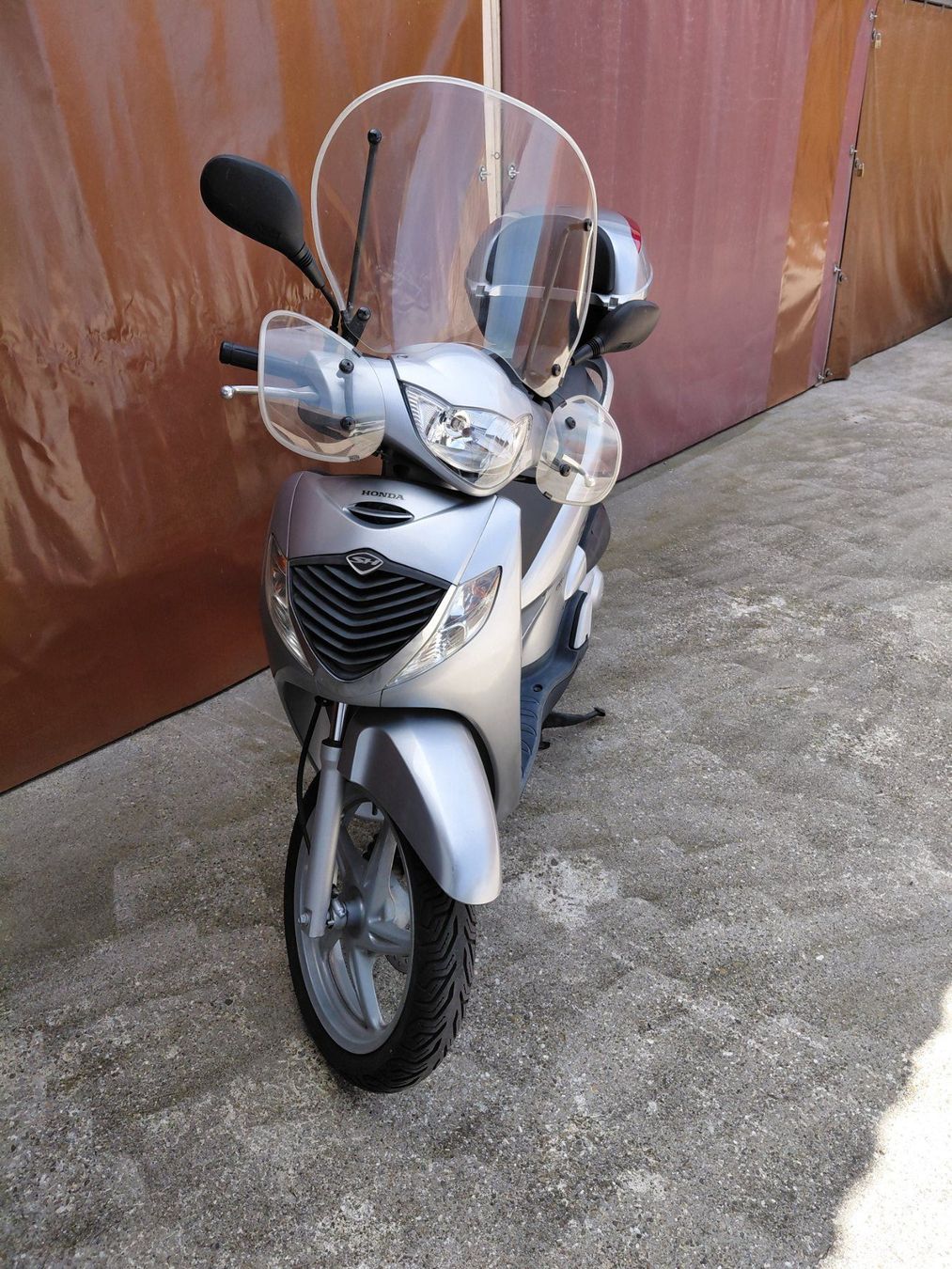 Honda Scooter: Honda SH 125 – Usato da Menznau venduto da thomho63