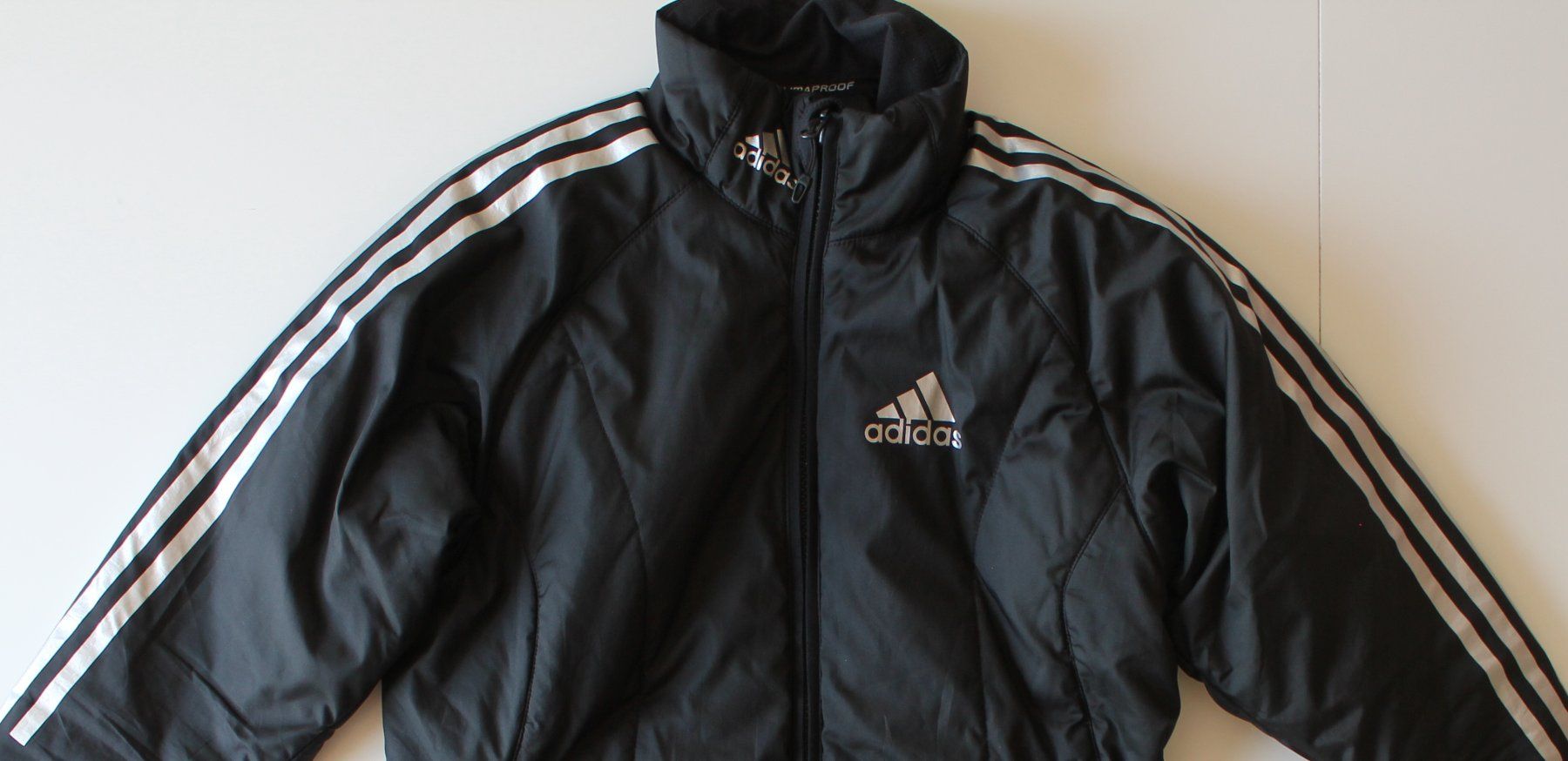 Adidas Giacche: Veste Adidas Climyproof climawarm  t. 36 – Usato da Peseux venduto da Gilloss 1