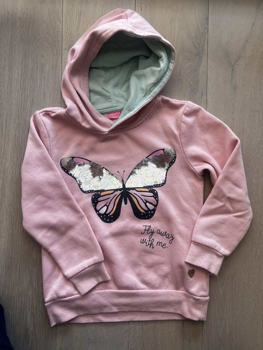 Kleiderpakete & -sets: Mädchen-Set, Gr. 128/134, Hoodiejacke – Neu (gemäss Beschreibung) aus Frick von bla_zt9f 1
