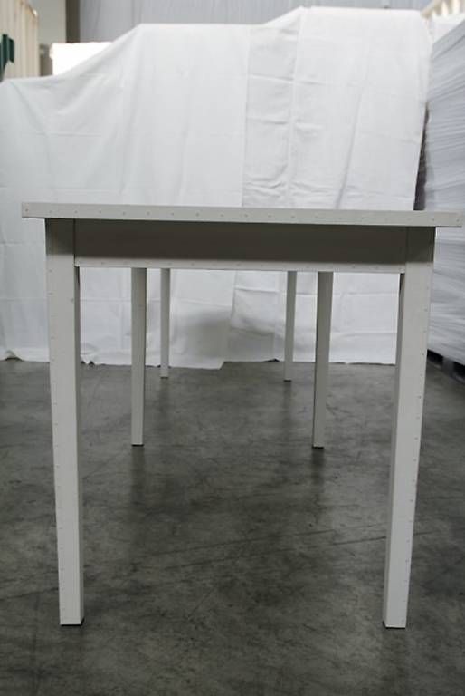 Cartoline postali: Ann Demeulemeester "Carte Blanche" Table – Usato da Zürich venduto da lou_5bpd 3