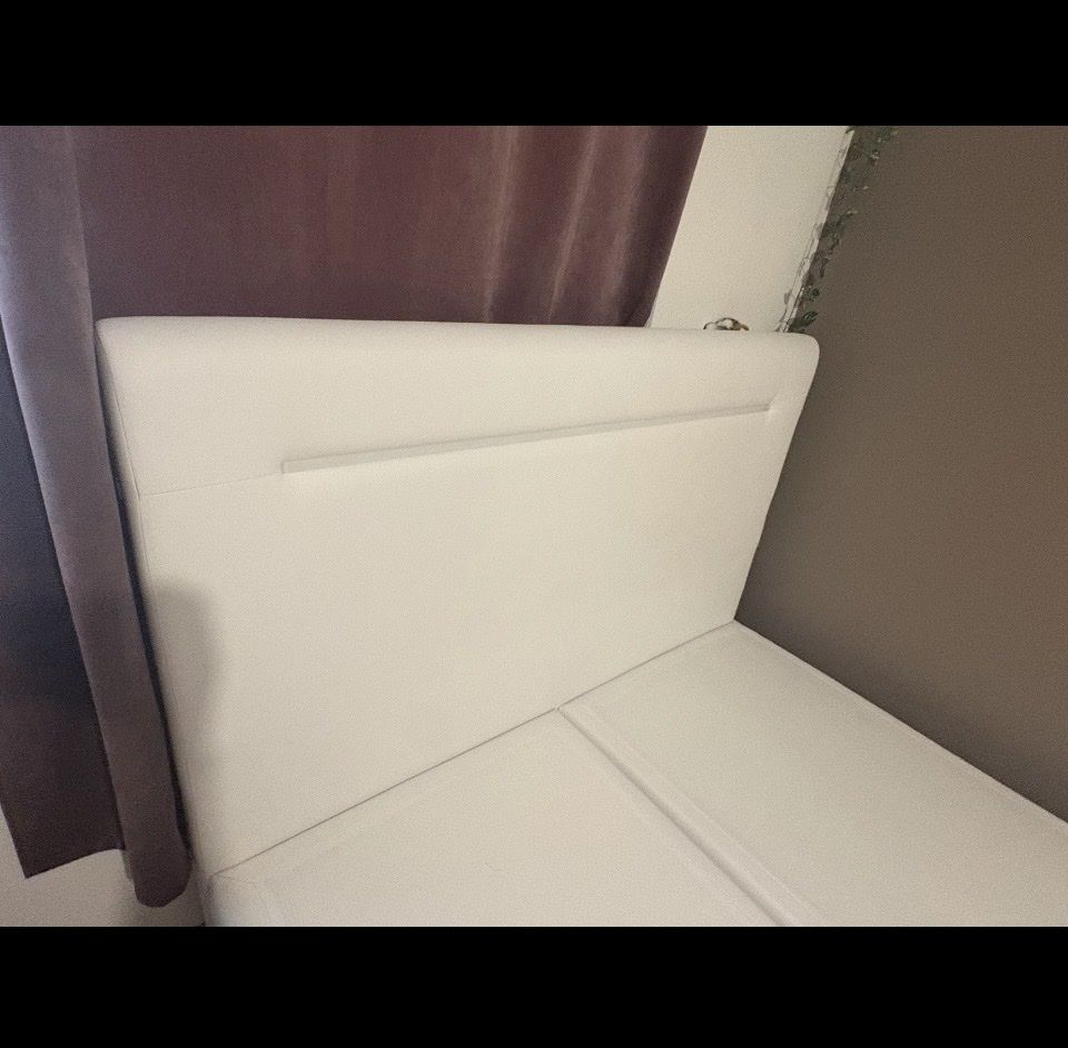Letti: Boxspringbett Lights – Usato da Geroldswil venduto da Matejatvhx 2