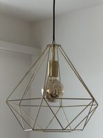 Goldige Designer Lampe im Industrial Stil, neuwertig