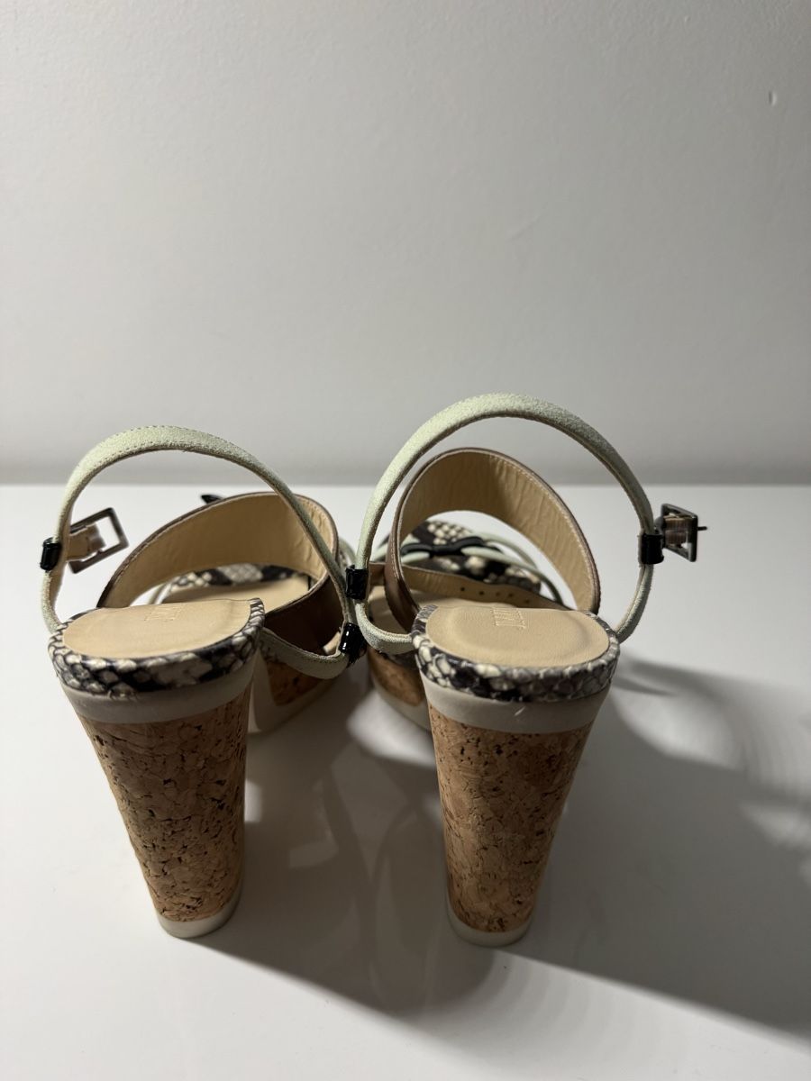 Jimmy Choo Scarpe da donna: Jimmy Choo wedge sandals – Usato da Lugano venduto da fla_gk6h 1