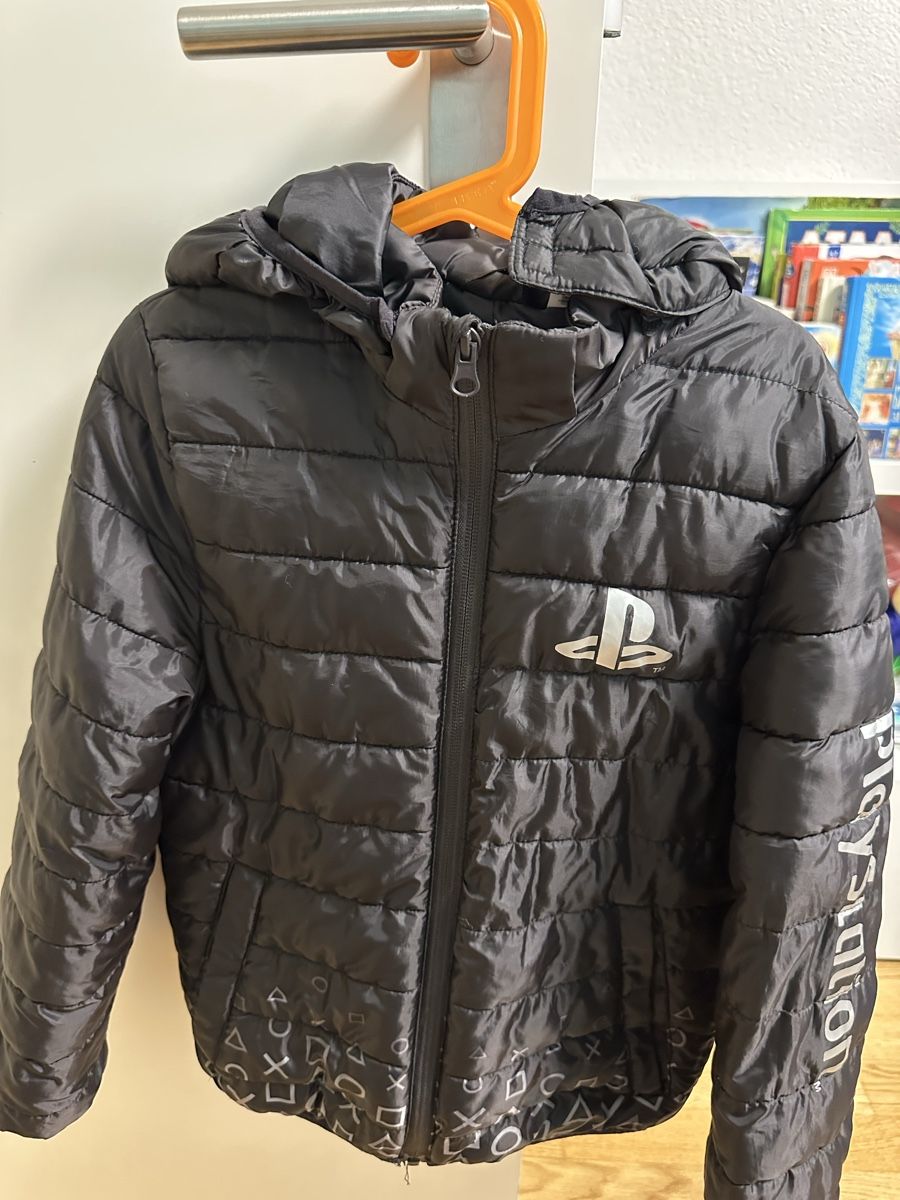 H&M Jacken & Mäntel: Jacke Jungs – Gebraucht aus Hinwil von BMW-M-E60 2