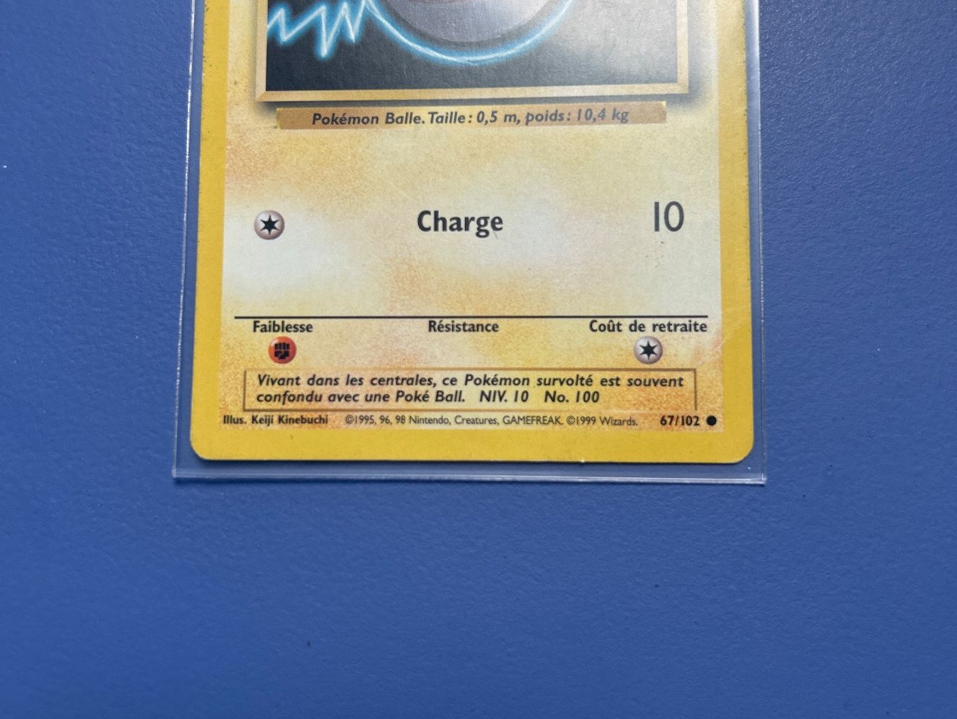 Pokémon Carte collezionabili: Pokémon 1999 Voltorbe 67/102 Set de base FR – Usato da Schlieren venduto da happymerchant64 3