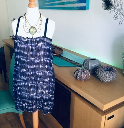 Superbe tunique ()3322/DECA lignes bleu/blanc genre batik SM