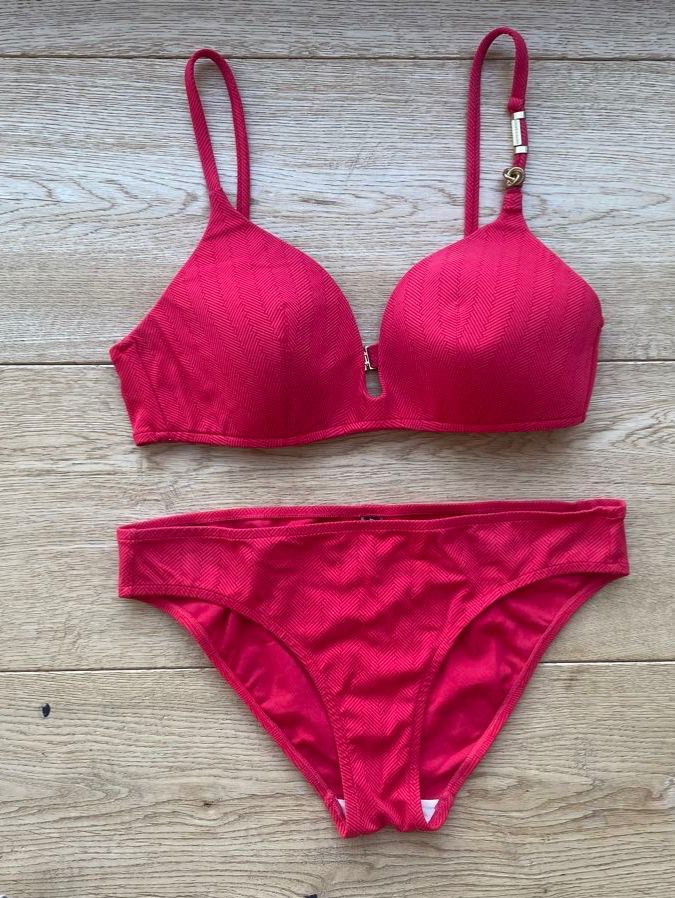 Costumi da bagno & Bikini: Bikini Andres Sarda – Usato da Ittigen venduto da 132465