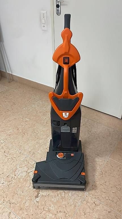 Toutes les machines: TASKI Swingo 250 – D'occasion à Pregassona par dav_8fqd