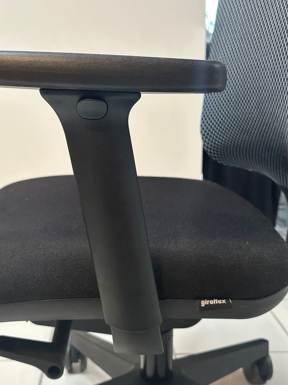 Giroflex Sedie: Giroflex 68 Office Chair Seat Adjustable - Blue / Black – Usato da St. Gallen venduto da S_rnw2 3