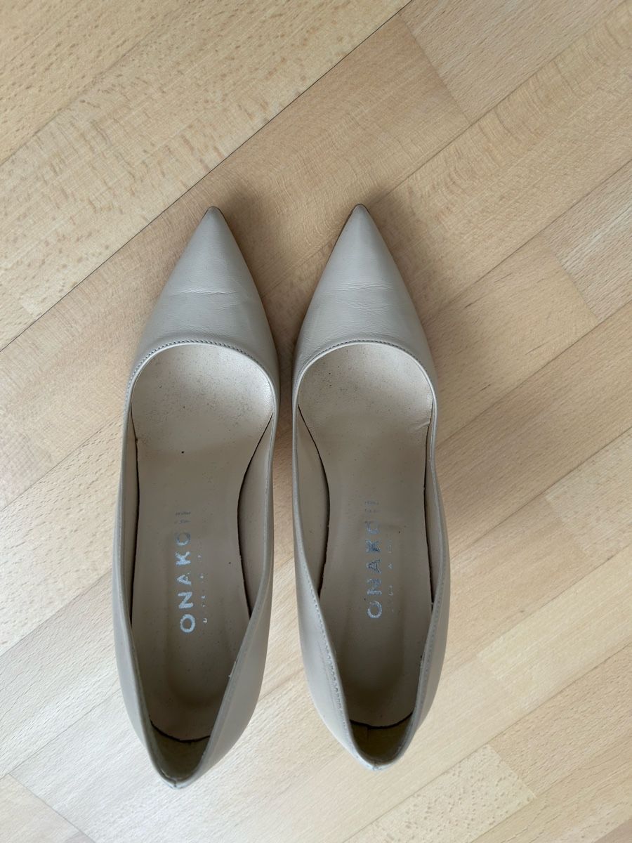 Altro in  Abbigliamento & Accessori: Pumps Highheel beige Gr. 40 – Usato da Reinach BL venduto da meinstil 1