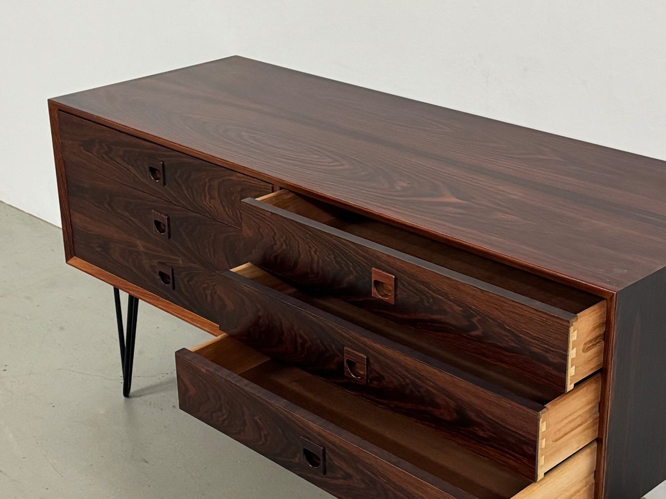 Cassettiere: Palisander Sideboard Kommode Brouer MidCentury Denmark – Usato da Basel venduto da MidMod20C 2