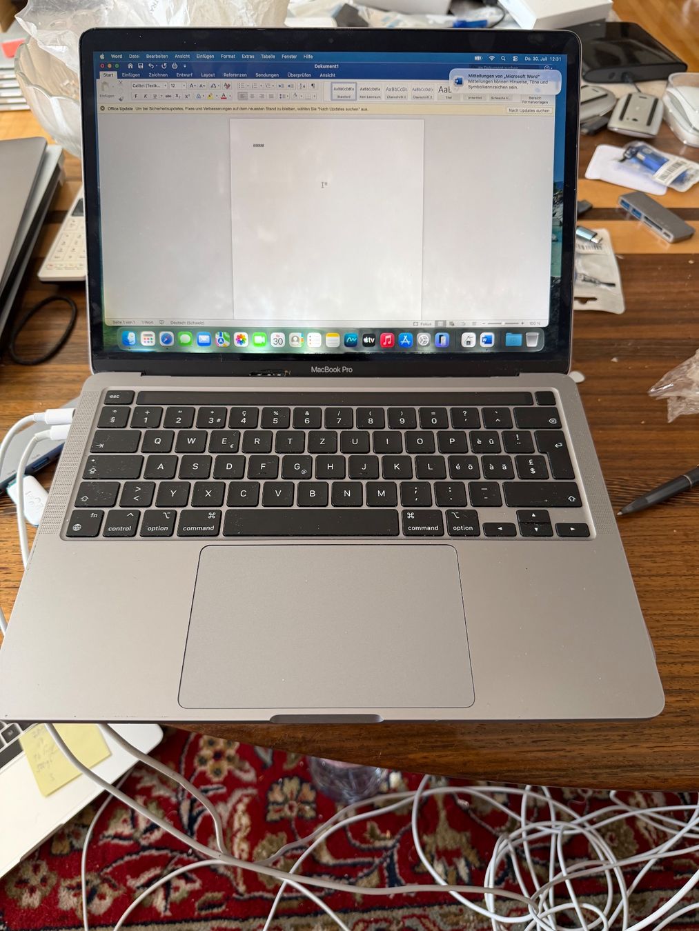 Apple Portables: Macbook pro 13.  2020 – D'occasion à Schattdorf par Kofi57
