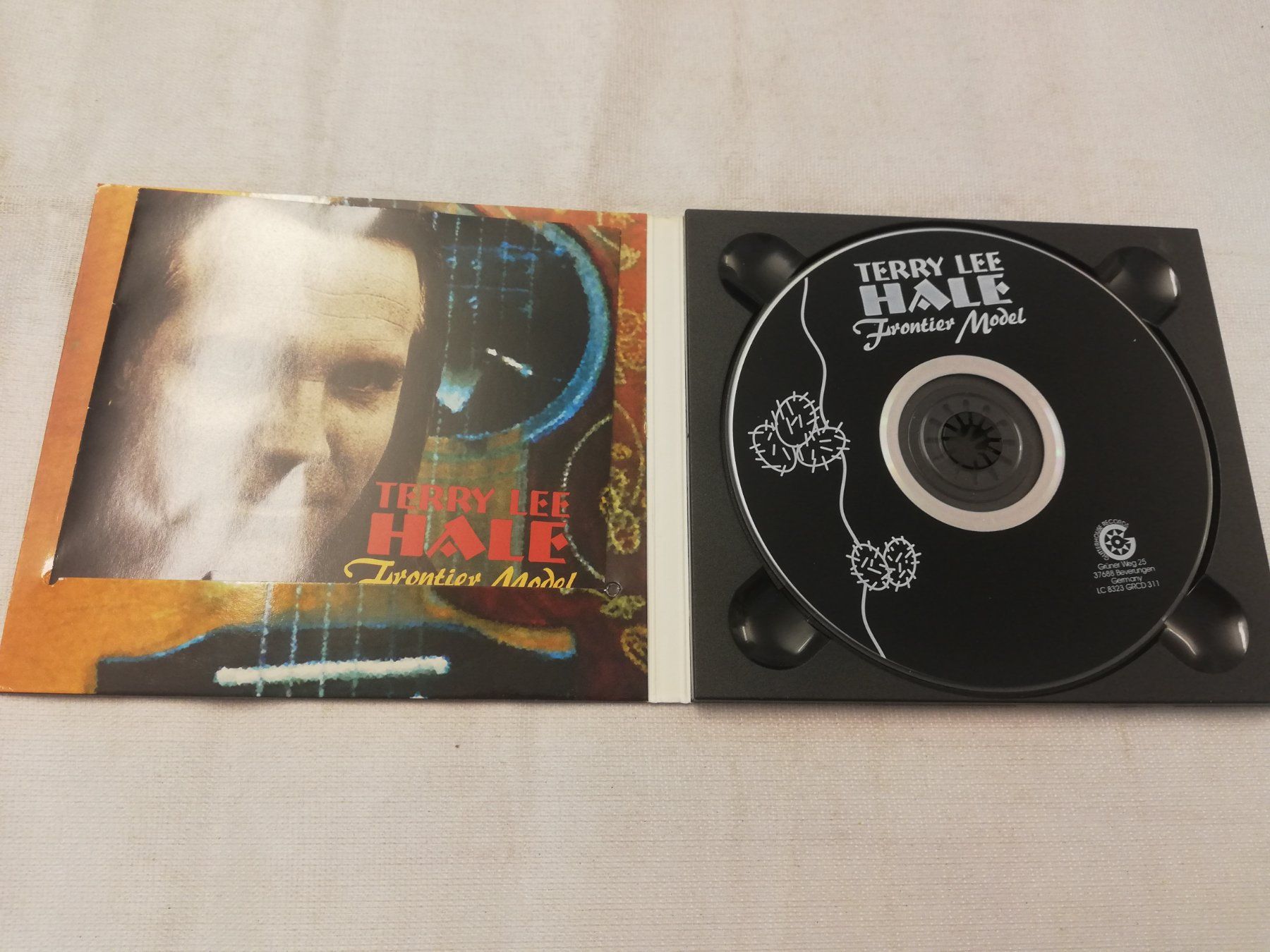 CD: TERRY LEE HALE - FRONTIER MODEL – Usato da Bern venduto da Vinylsound.ch 2