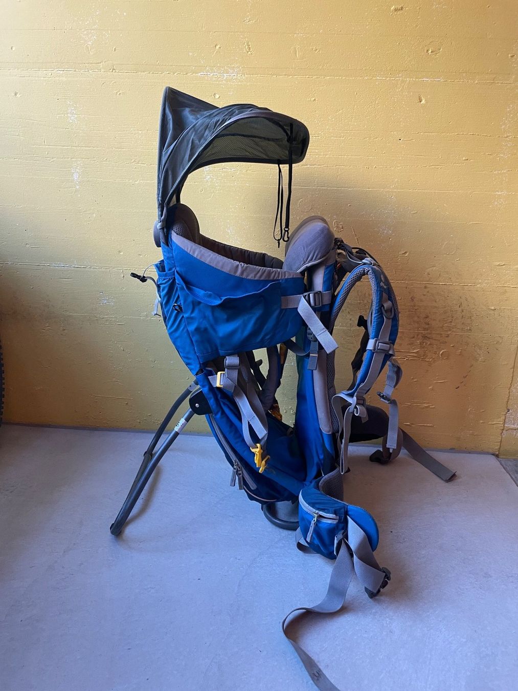 Deuter Bauch- & Rückentragen: Kinderkraxe Deuter blau – Gebraucht aus Zürich von Eis 5