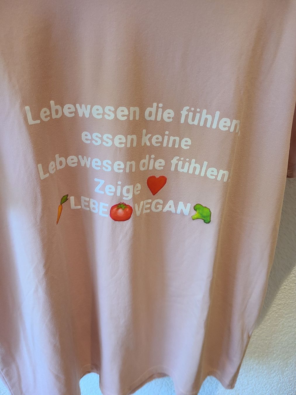 T-shirt: Wunderschönes Damen T Shirt – Nuovo (secondo la descrizione) da Zihlschlacht venduto da Sun25 1