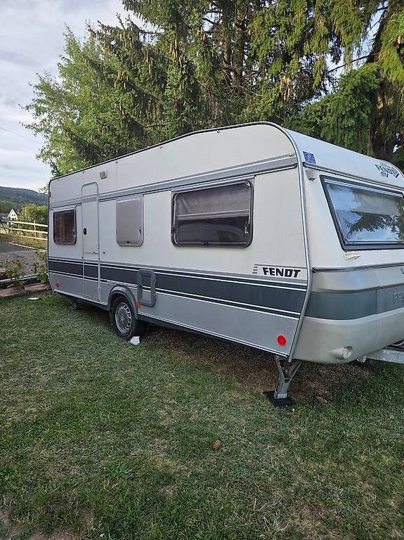 Véhicules de camping: caravane Fendt – D'occasion à Le Vaud par jolitorax 4