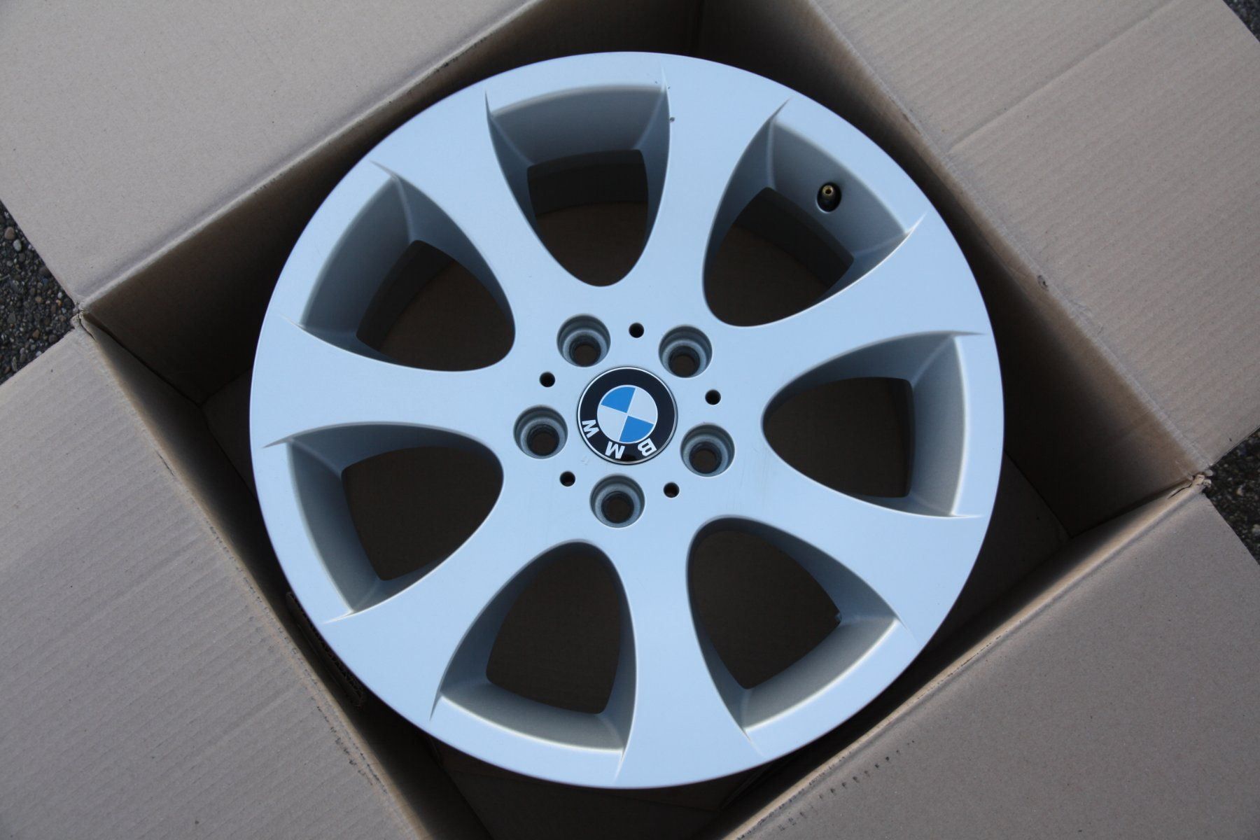 BMW Felgen: BMW Alufelge 162 E90 E91 E92 E93 Jante – Gebraucht aus Ettlingen von Car-Parts-Mueller 2