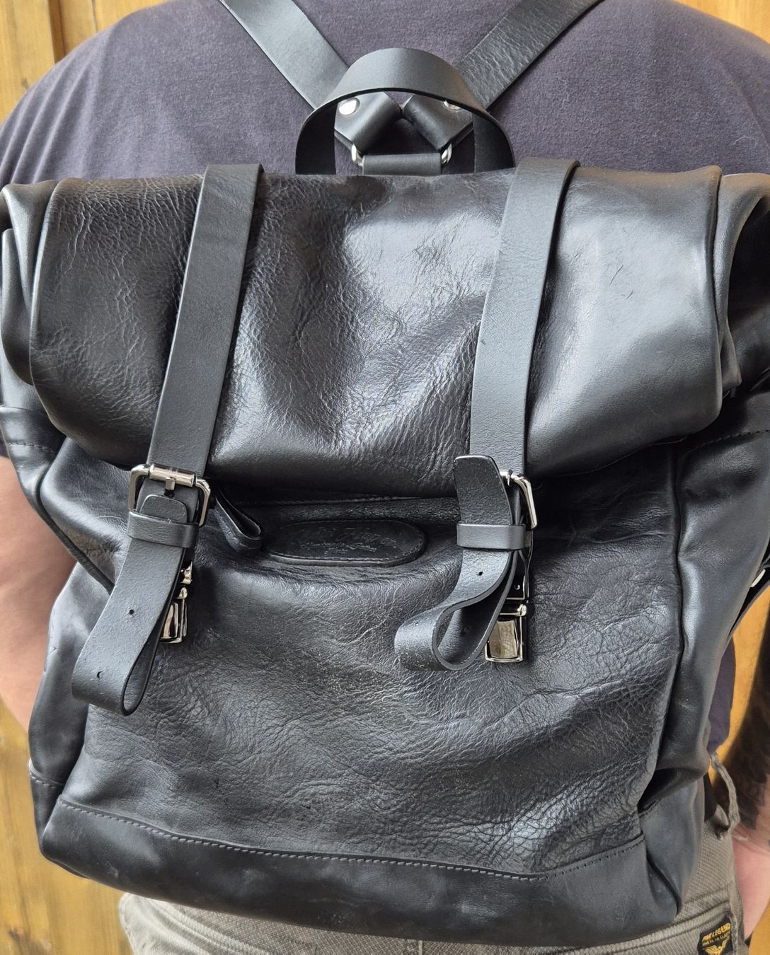 Zaini: Lederrucksack passend zu Motorrad – Usato da Brienz BE venduto da 20donaldduck16