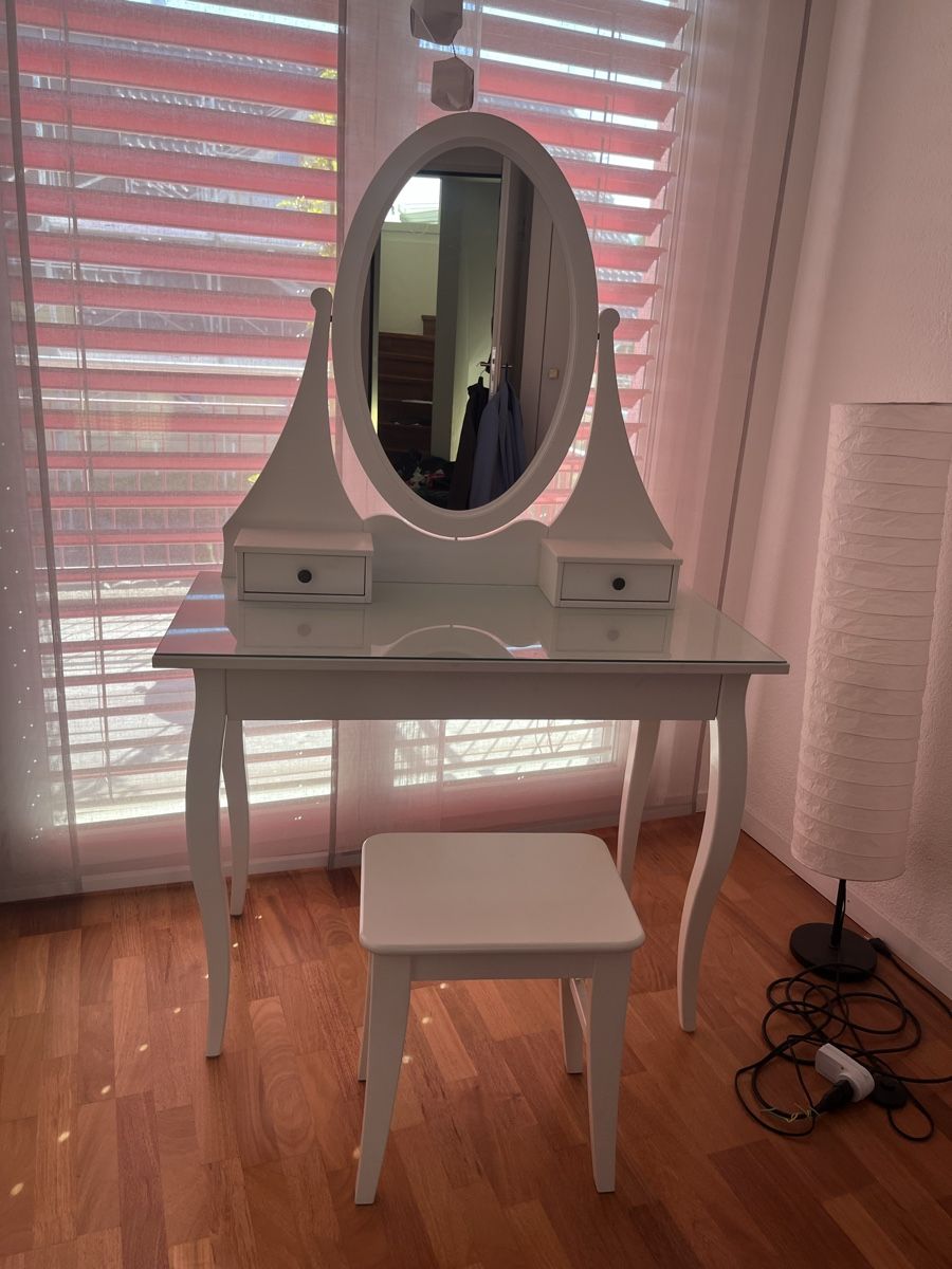 Ikea Tavoli da trucco: Schminktisch Ikea – Usato da Andwil SG venduto da sas_m9tn