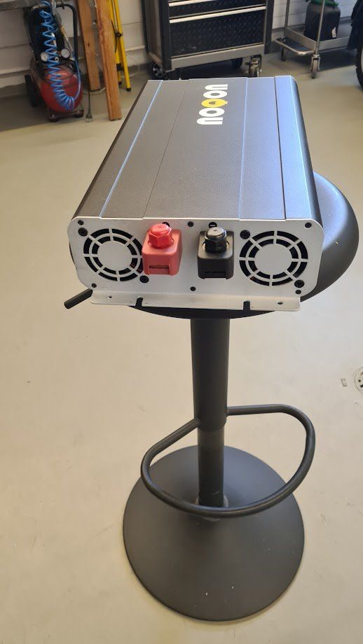 Inverter: Wechselrichter 24 Volt. 2500 Watt. – Usato da Schötz venduto da Hasch71