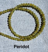 Peridot. Olivin   extra  schön rund   ca 4 mm    42 cm
