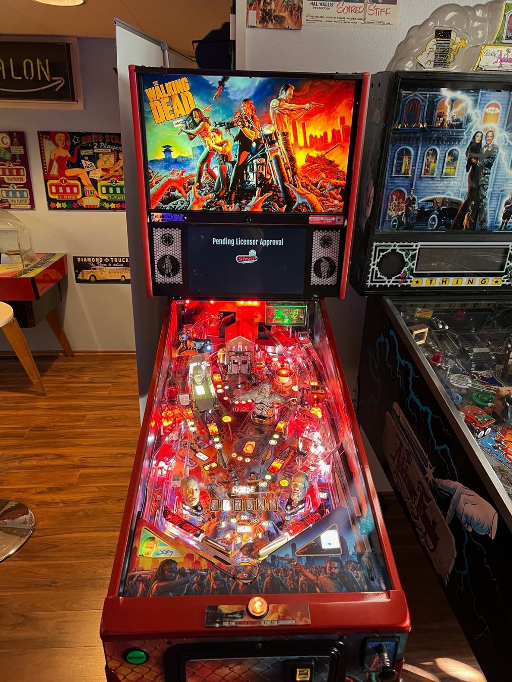 Stern Pinball Flipperkästen: Flipper WALKING DEAD remastered Limited Edition Stern – Neu (gemäss Beschreibung) aus Thalwil von Gloorch